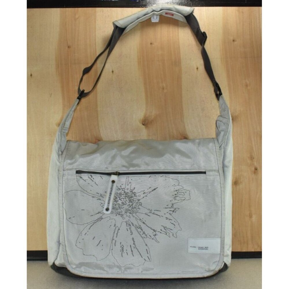 Floral Crossbody Bag in Cream